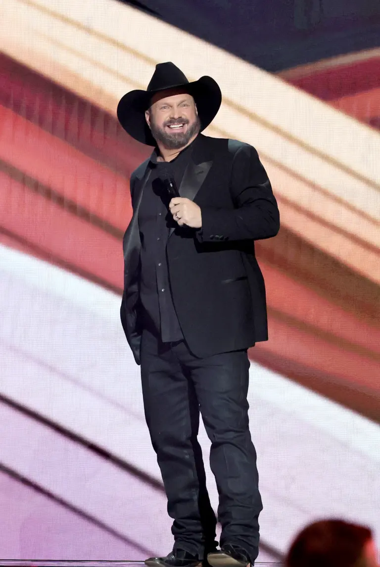 Garth Brooks 